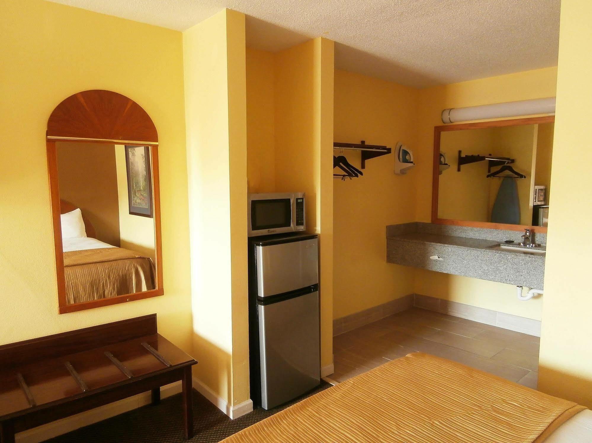 Loyalty Inn Hawkinsville Εξωτερικό φωτογραφία